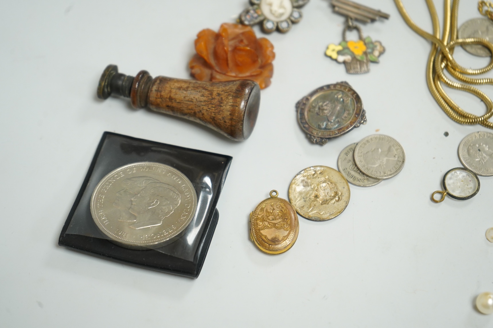 Assorted collectables including medals, aviator's glasses and costume jewellery and an antique seal